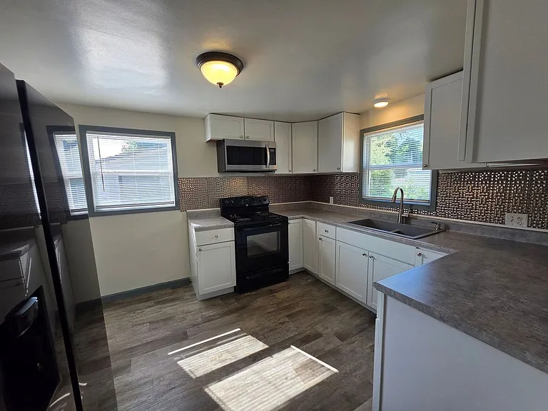 753 Appleton Rd — Photo 4