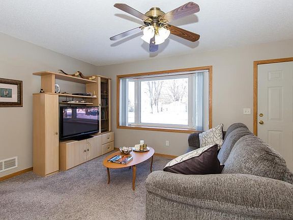 4th image of 722 Berwood Ave