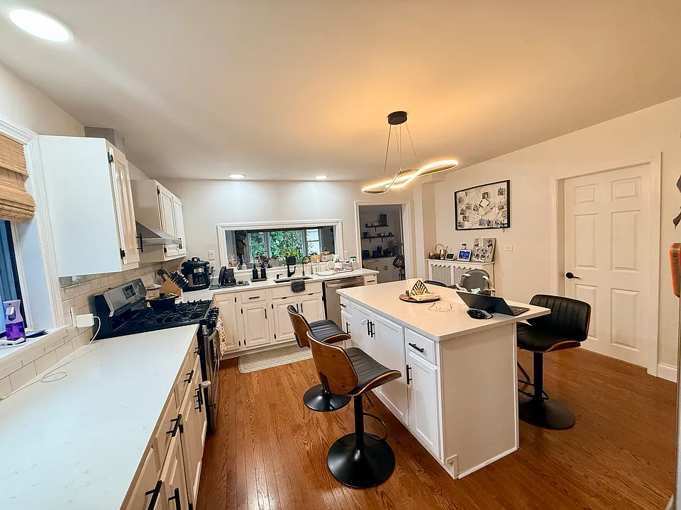 26 Sewall St #B