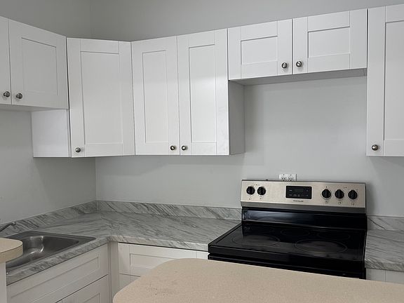 5th image of 311 SW 81st Ave #1