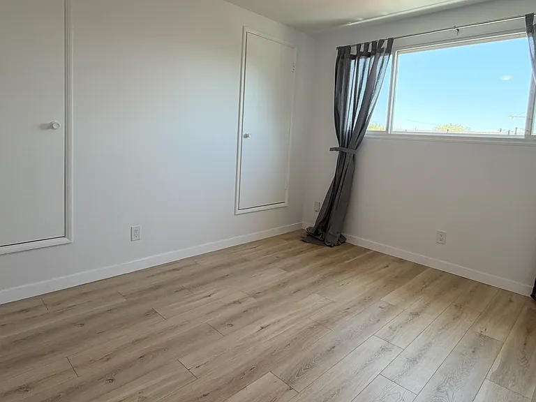 1161 N Hobart Blvd — Photo 7