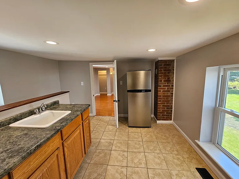 208B Old River Rd — Photo 3