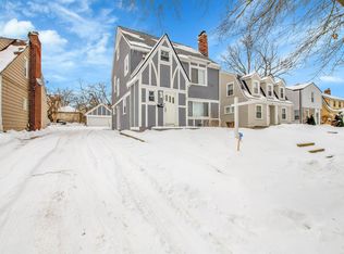 14 Utica Rd, Pontiac, MI 48341