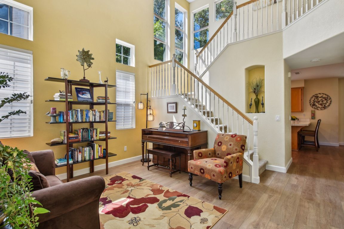 Coventry Cir-011.jpg