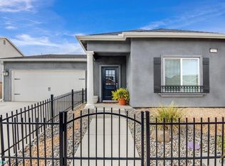 3811 Shady Village Ln, Shafter, CA 93263