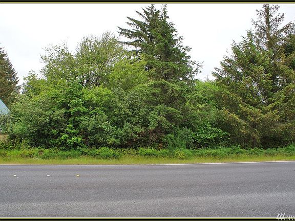 3rd image of 900 Mount Olympus Ave SE