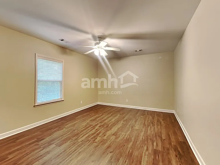 1725 Woodland Pointe Dr — Photo 14