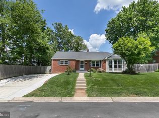 9013 Highland Dr, Hyattsville, MD 20783