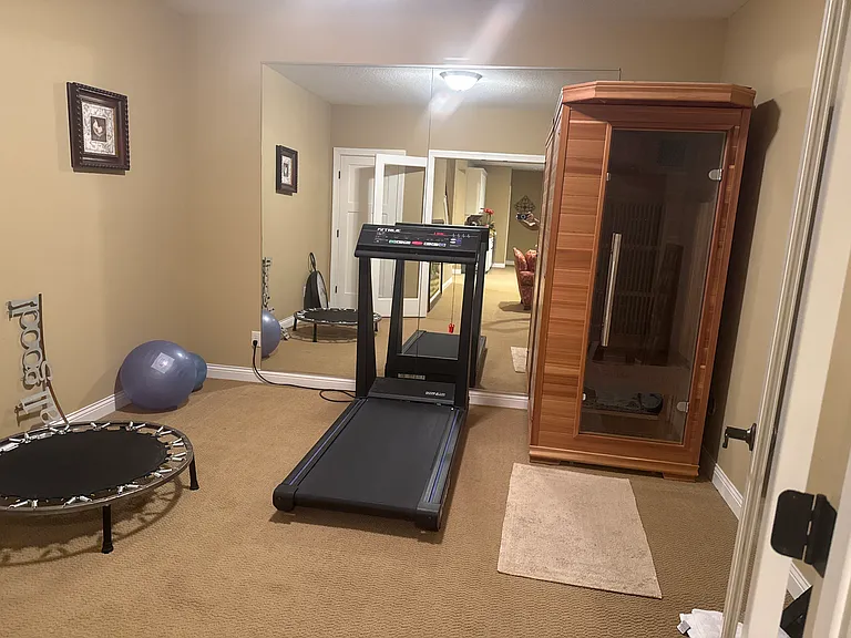 6721 Golden Ct — Photo 2