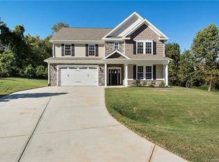 717 Virginia Pine Ln, Clover, SC 29710