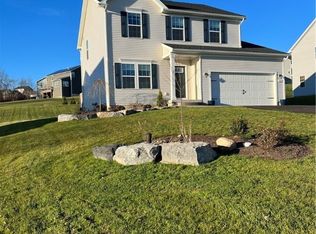 5507 Rolling Meadows Way, Camillus, NY 13031