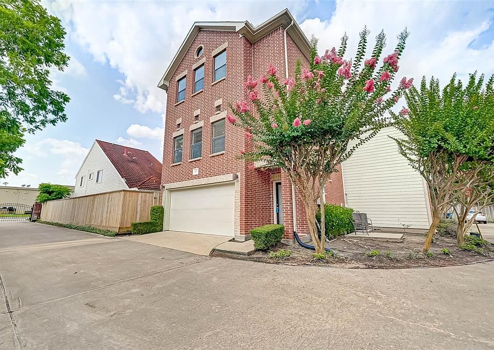 Gated neighborhood has nice wide streets. Room for guest parking.