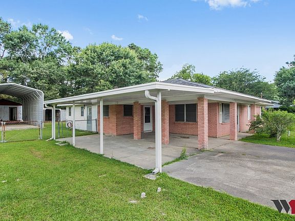 3rd image of 117 Wild Iris Dr
