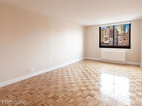 3rd image of 182 E 95th St APT 28D