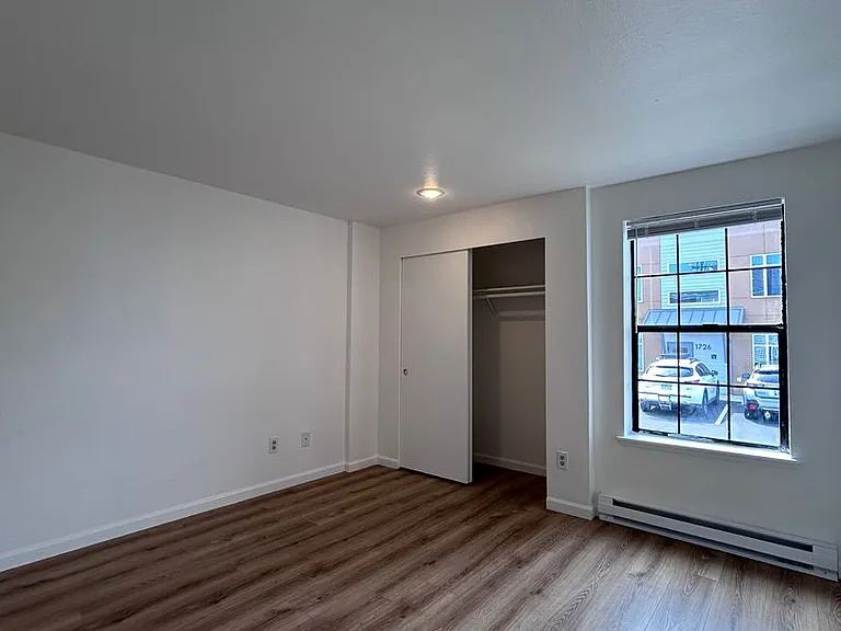 1730 Texas St #1 — Photo 12