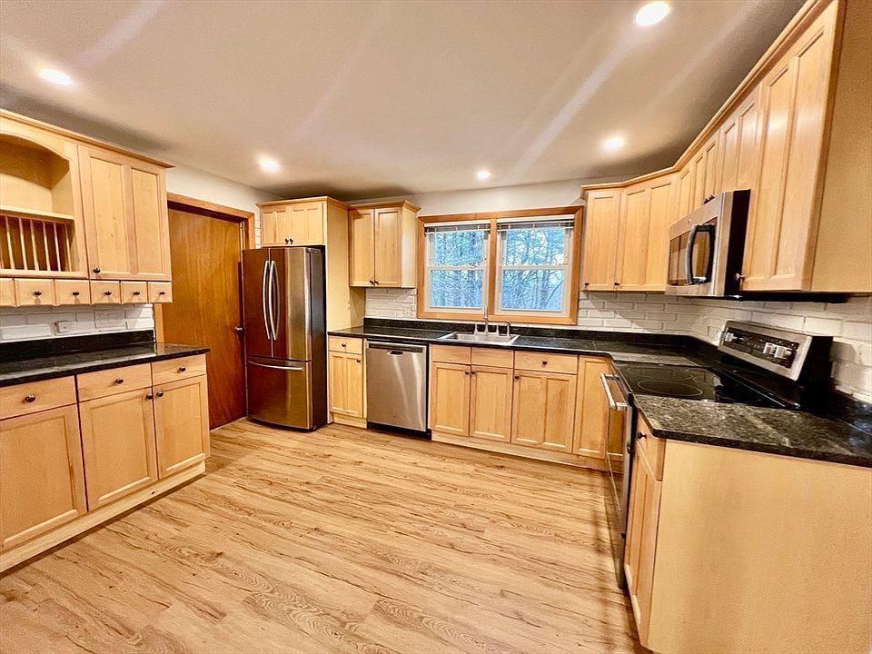 101 Russell St, Peabody, MA 01960 Zillow