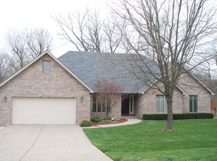 7329 Westwood Ln, Terre Haute, IN 47802