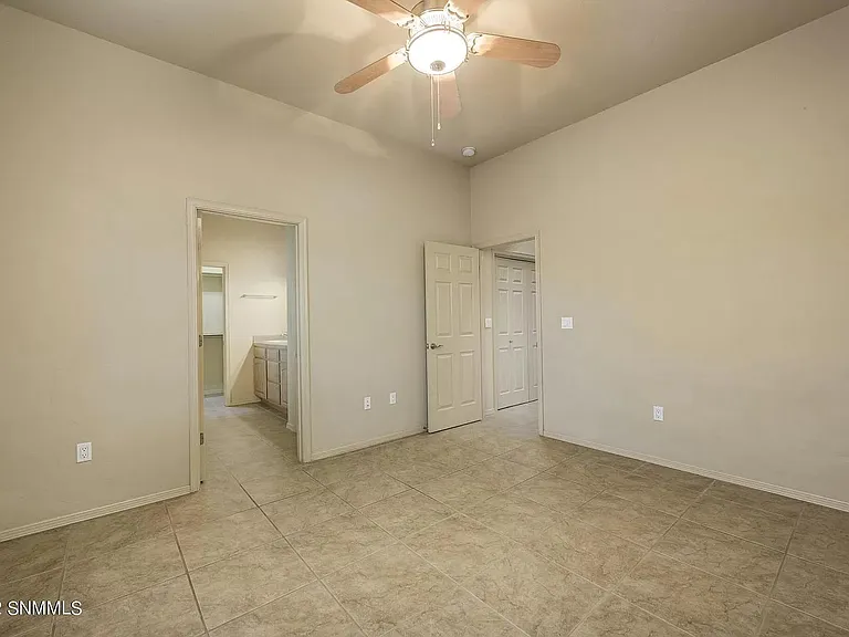 1892 N Sonoma Ranch Blvd — Photo 20