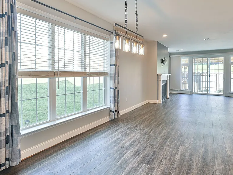 3118 Grove Ct — Photo 11