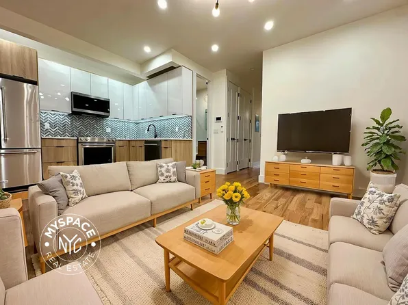 431 Columbia Street image 1 of 9