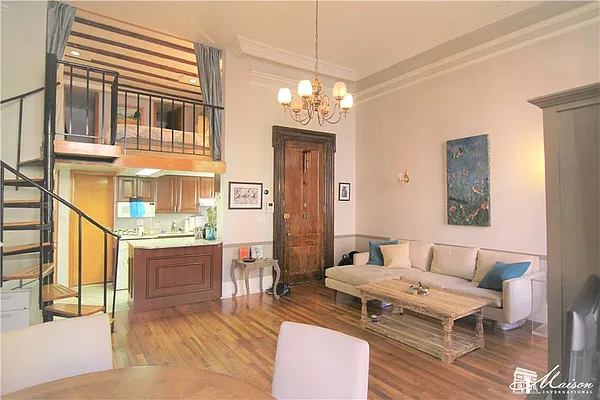 Rented by Maison International | media 36