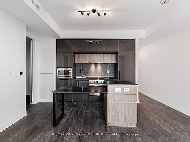 185 Alberta Ave #810 — Photo 25
