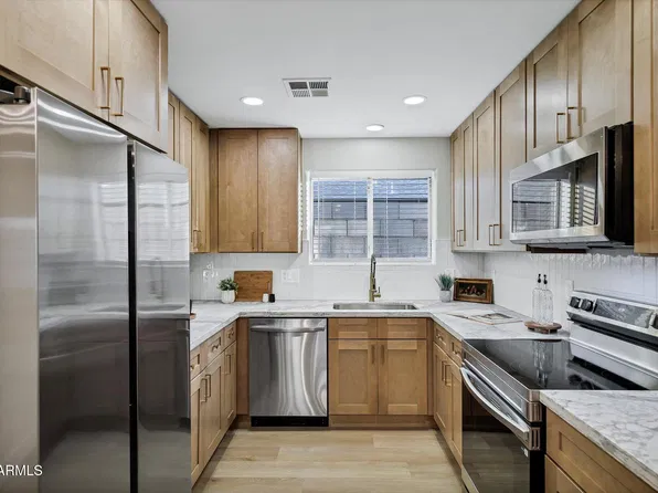 802 S 5TH Avenue, Phoenix, AZ 85003