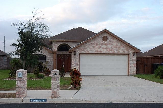 1st image of 2909 Hondo Ave