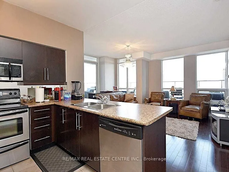 388 Prince Of Wales Dr #3206 — Photo 10