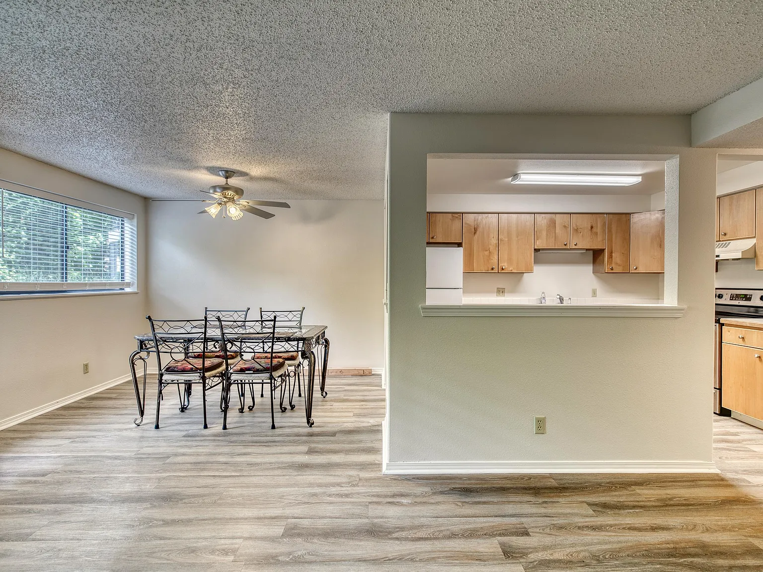 3713 South Gekeler Lane - 1 — Photo 4