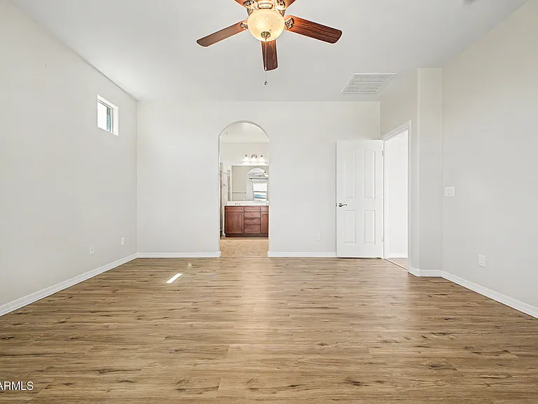 18436 W Shasta St — Photo 33