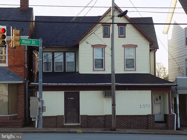 2 N Main St, Manchester, PA 17345