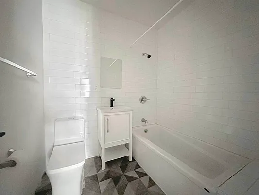 Rented by Doorway NYC, LLC | media 4