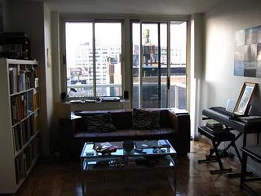 Rented by Luxury Property Group | media 3