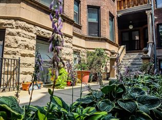 725 S Loomis, Chicago, IL 60607