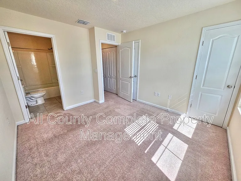 3972 Village View Ln — Photo 21