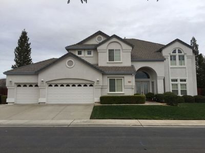 8207 Creek Estates Way, Sacramento, CA, 95829