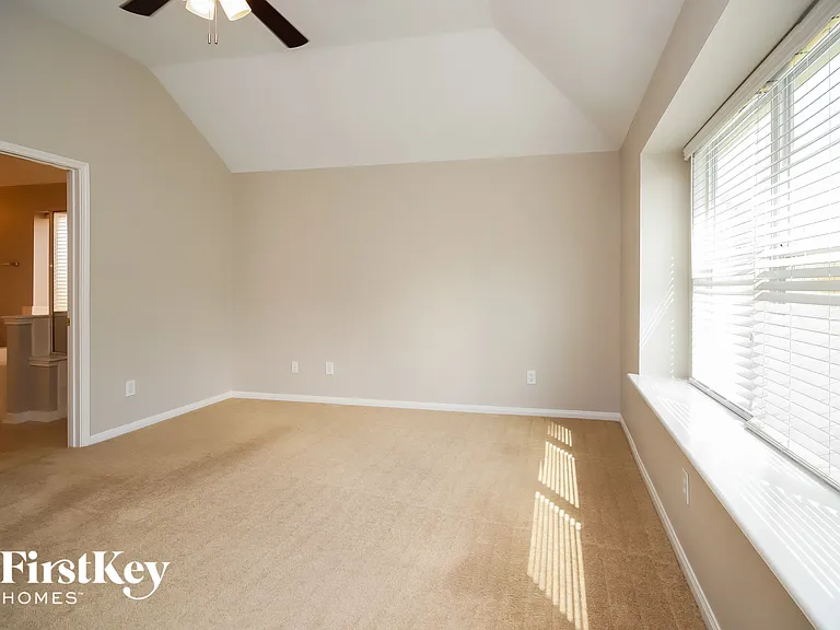 11507 Chippewa Ridge Ct — Photo 8