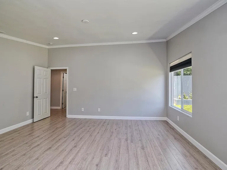14111 Powers Rd — Photo 14