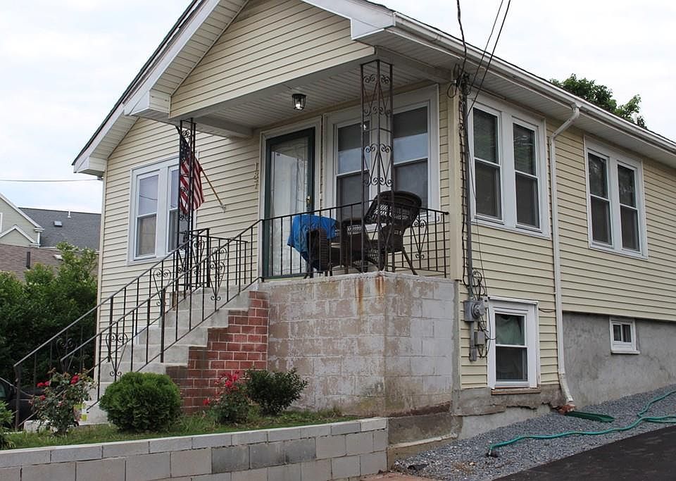 1st image of 187 South St #0