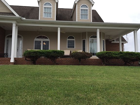 3rd image of 2847 Scenic Lake Cir