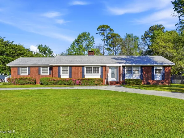 327 Pinecliff Drive, Wilmington, NC 28409