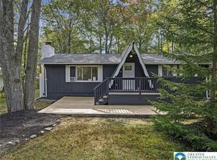 154 Squaw Trl, Pocono Lake, PA 18347