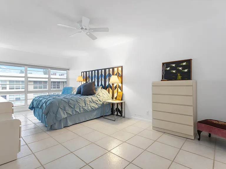 3851 N Ocean Blvd #404 — Photo 10