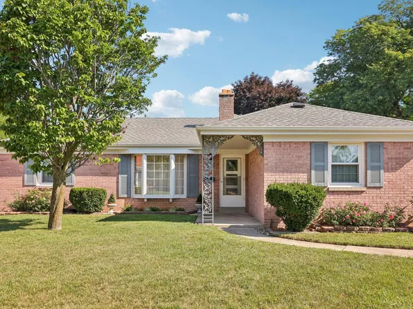 8930 West Hope AVENUE, Milwaukee, WI 53222