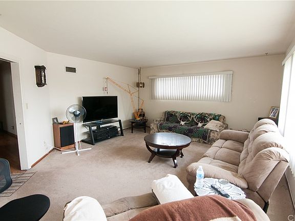 5th image of 7919 Wilcox Ave