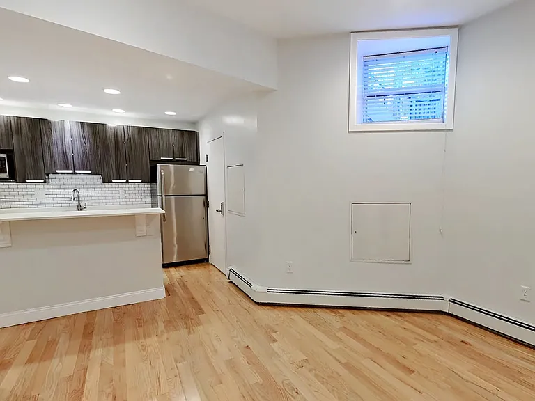 127 Saint Botolph St #3 — Photo 1