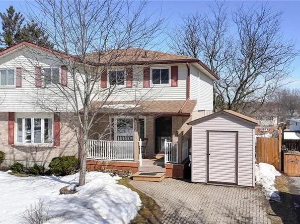 378 B Cornerbrook Pl, Waterloo, ON N2V 1M3