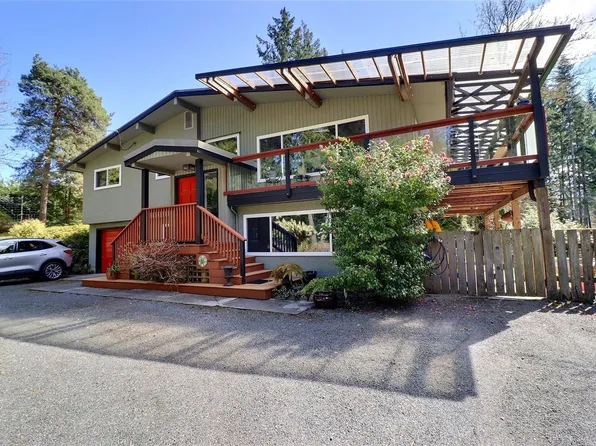 2128 Calais Rd, North Cowichan, BC V9L 5V8