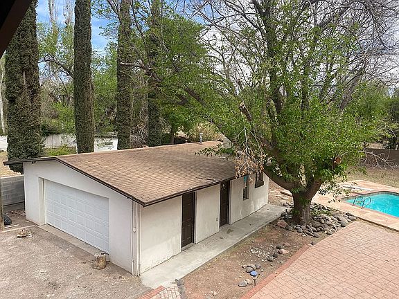 2nd image of 5116 Camino De La Vis